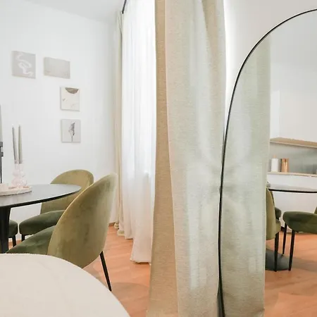 En Plein Centre-ville Apartment *